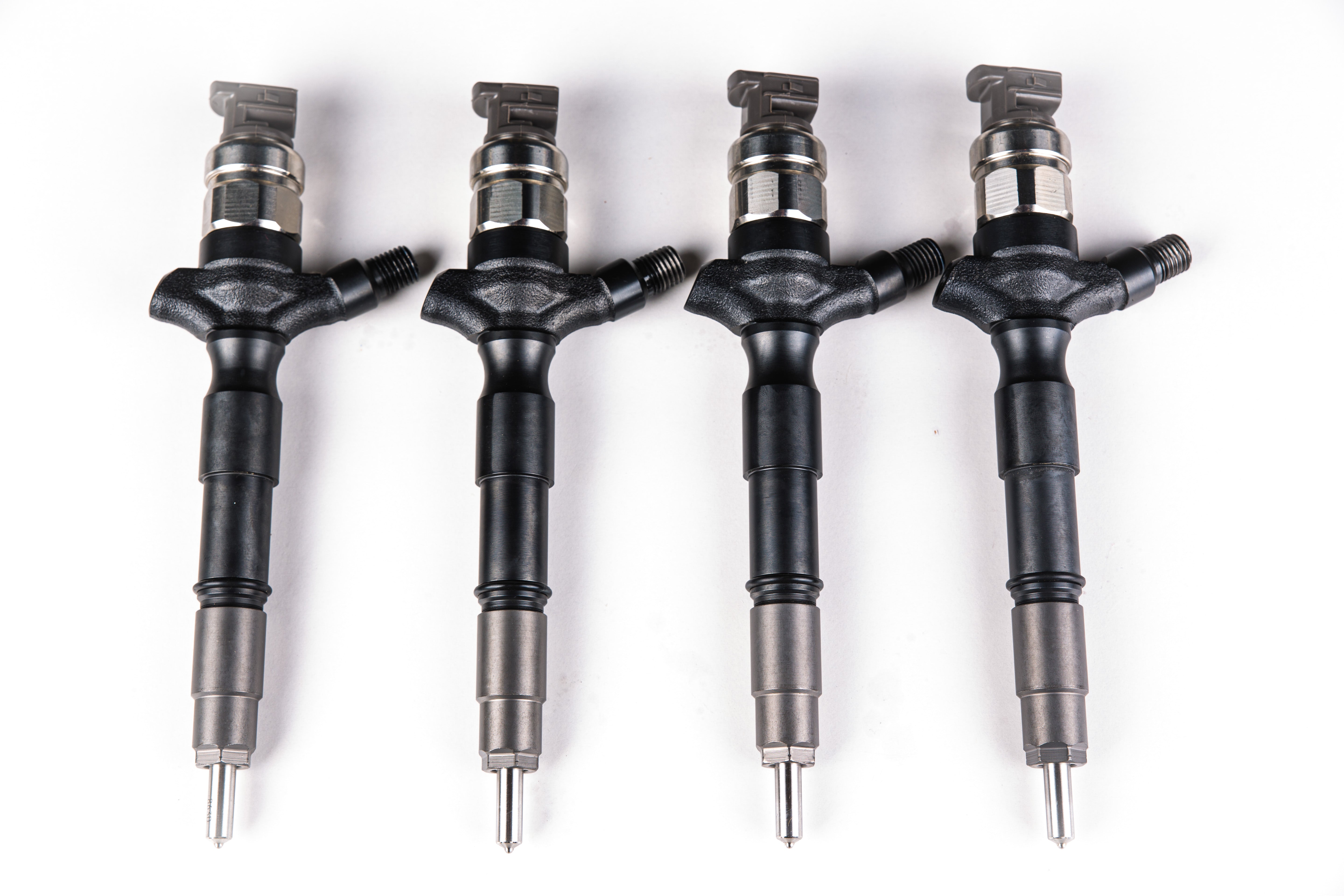 23670-30280 set of 4 Diesel Fuel Injector to suit Toyota Hilux KUN26R, KUN16R & Landcruiser Prado KDJ120R 3.0L 1KDFTV 2006-2009*