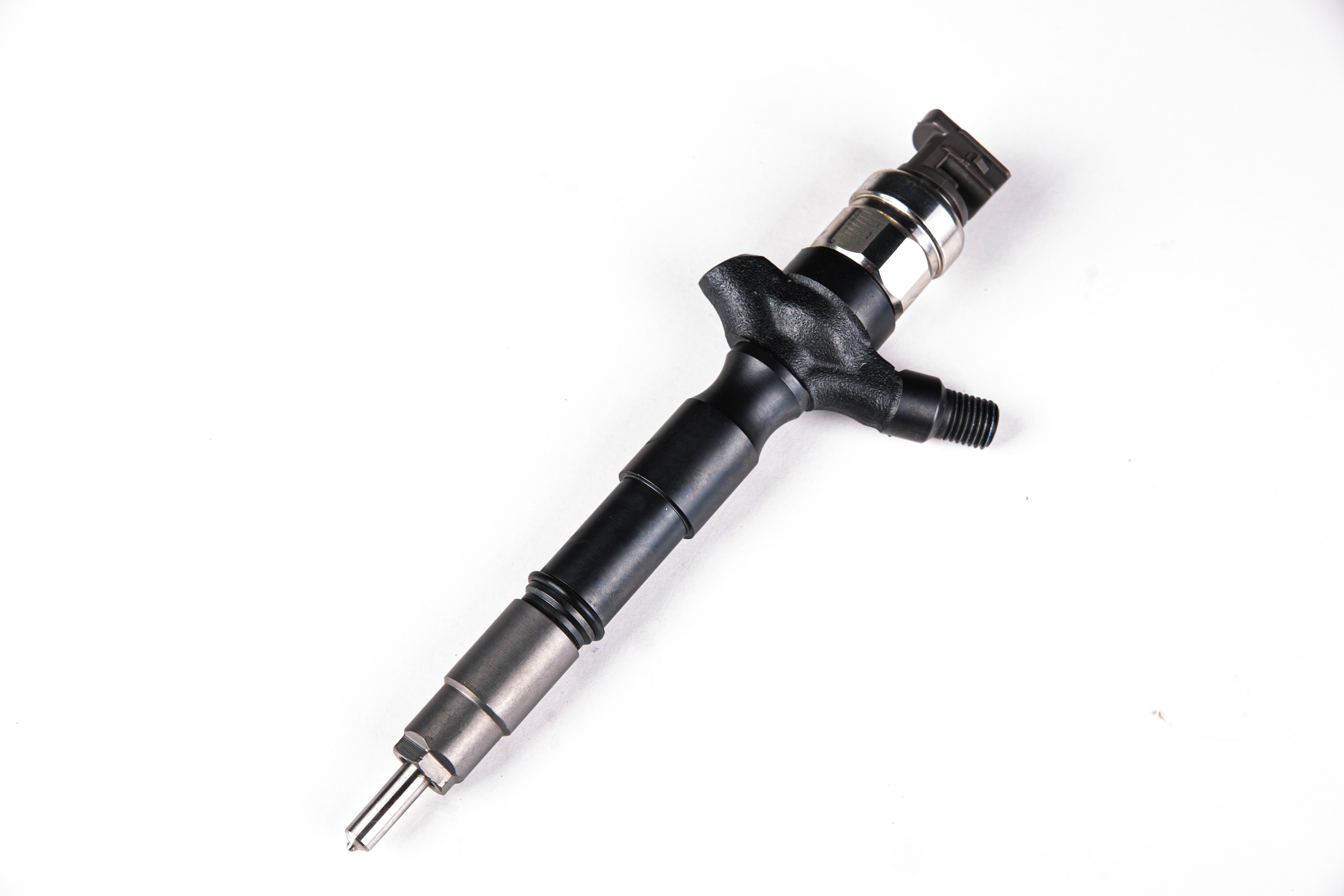 23670-30400 [NEW] Diesel Fuel Injector to suit Toyota Hilux Prado KUN26 / KDJ155 D4D 1KD-FTV 3.0L 2009 onwards